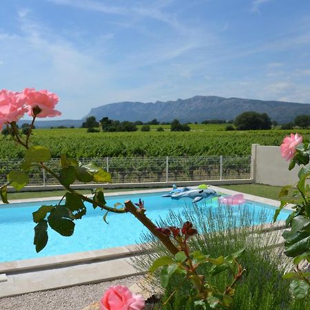 Vue Sainte Victoire, Proche Aix-En-Provence Apartment Pourrieres Exterior photo