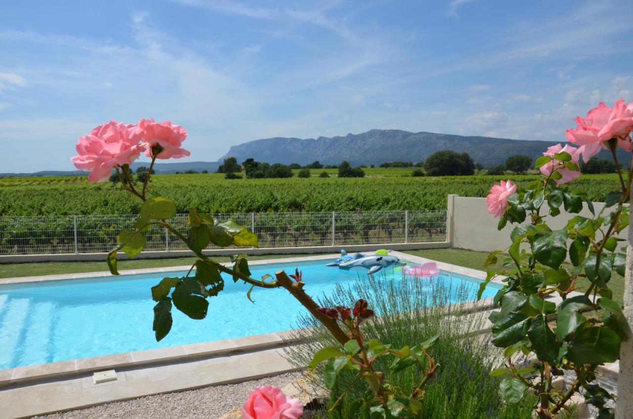 Vue Sainte Victoire, Proche Aix-En-Provence Apartment Pourrieres Exterior photo